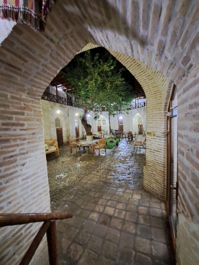 Umar Hotel In The Old City Buhara Exterior foto