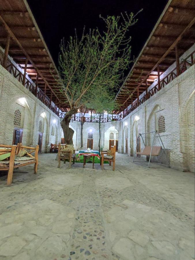 Umar Hotel In The Old City Buhara Exterior foto